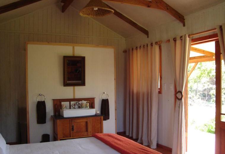 Pear Tree Cottage - bedroom
