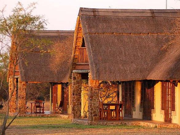 Mangwa Valley Game Lodge - main