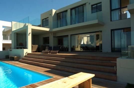 Home by the Beach – Keurboomstrand