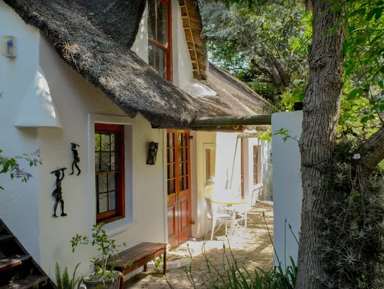 The Old Thatch Lodge Guest House | Swellendam, Western Cape